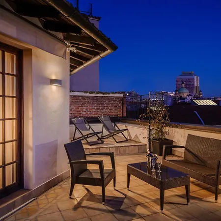 7 R House Aparthotel Milán